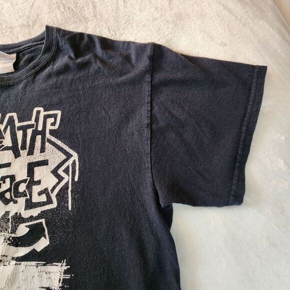 Gildan Shiny Tag Beneath The Surface Black Tshirt With Graphic Size Large - Picture 3 of 5